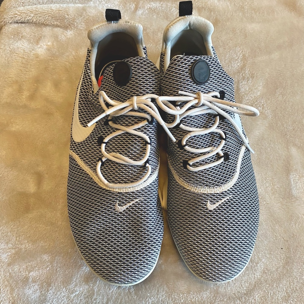 Women’s Nike Air Presto Size 9.5